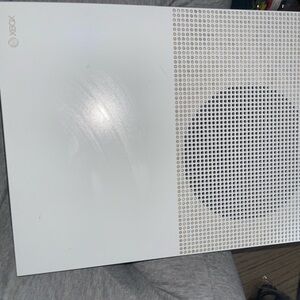 Microsoft Xbox One S Gaming Console ONLY - White (1681)